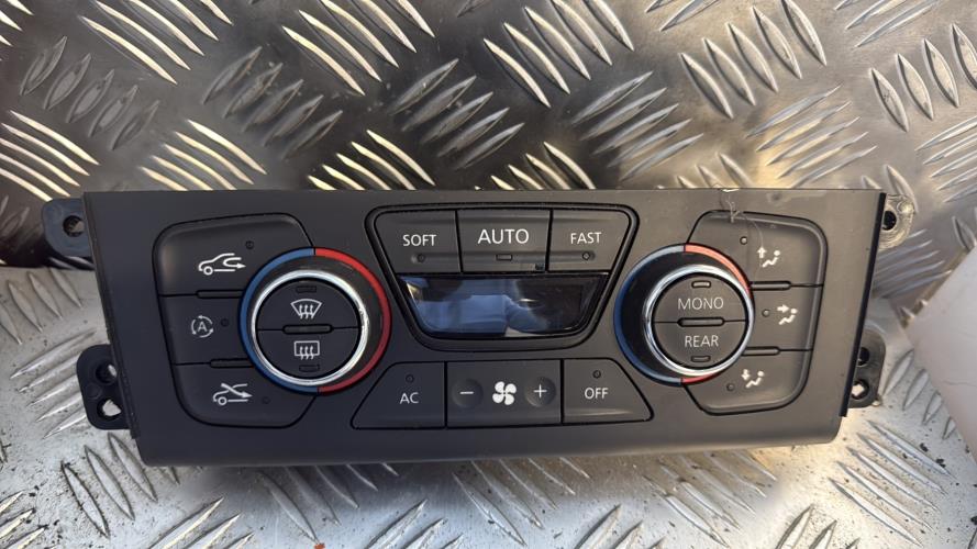 Commande chauffage RENAULT LATITUDE Diesel - Image 1