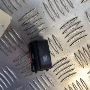 Commande degivrage lunette arriere DACIA LODGY PHASE 1 Diesel - Image 1