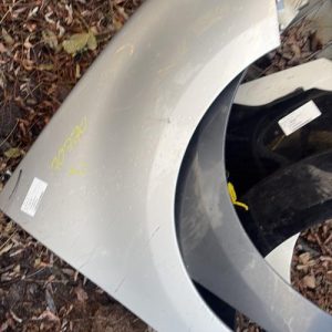 Aile avant droit RENAULT SCENIC 3 PHASE 1 Ethanol - Image 1