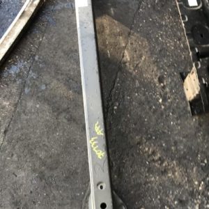 Renfort pare choc arriere (traverse) PEUGEOT 108 Essence - Image 1