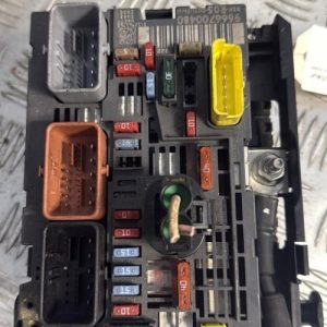 Boitier servitude moteur (BSM) PEUGEOT 308 1 PHASE 1 CABRIOLET Diesel - Image 1