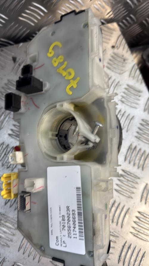 Com (Bloc Contacteur Tournant+Commodo Essuie Glace+Commodo Phare) RENAULT LATITUDE Diesel - Image 3