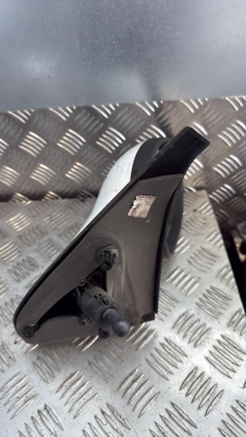 Retroviseur droit RENAULT CLIO 2 CAMPUS PHASE 2 Diesel - Image 5