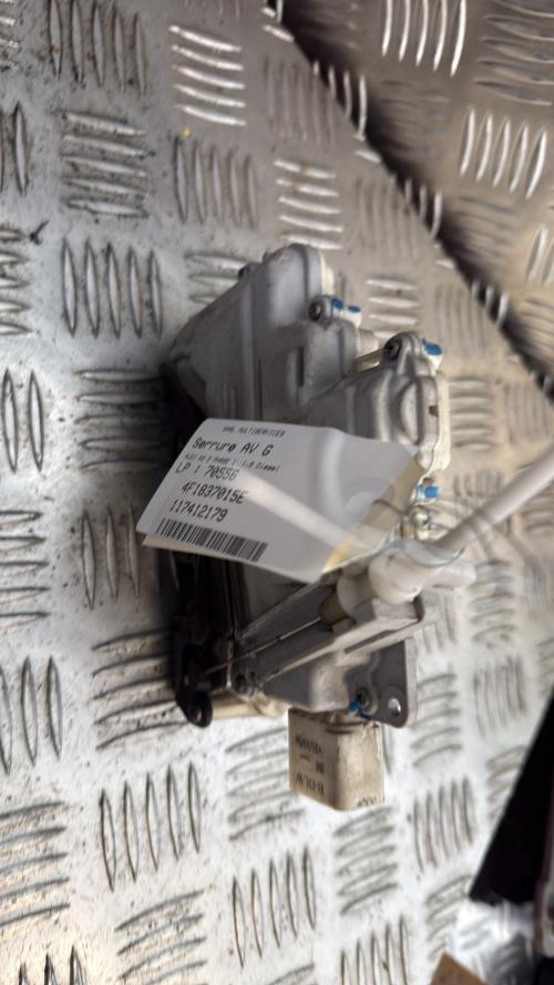 Serrure avant gauche AUDI A3 2 PHASE 1 Diesel - Image 2