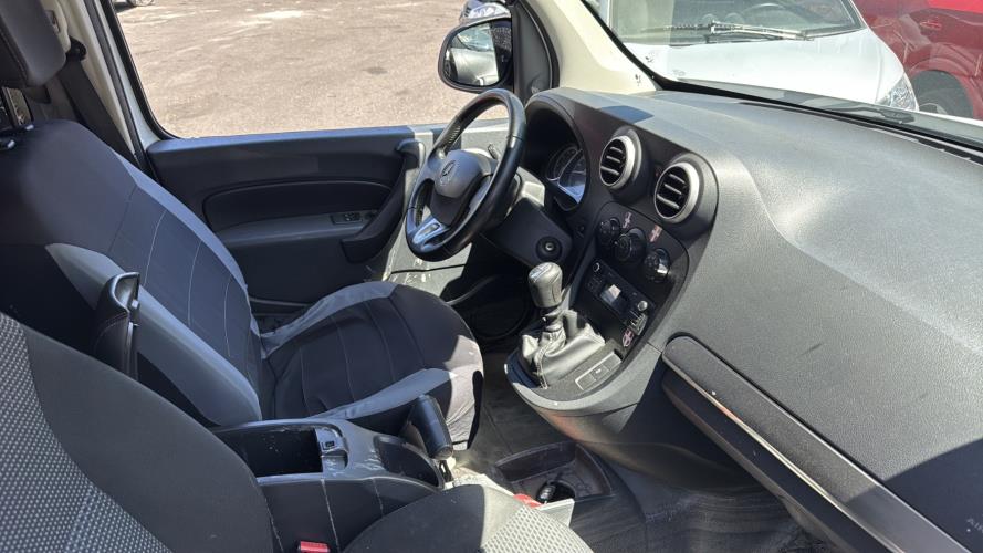 Pare choc arriere MERCEDES CITAN 1 415 Diesel - Image 9