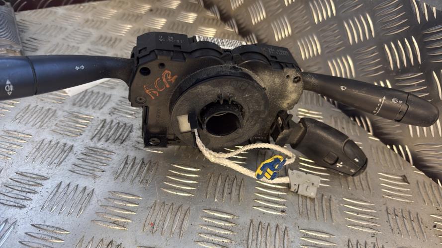 Com (Bloc Contacteur Tournant+Commodo Essuie Glace+Commodo Phare) PEUGEOT EXPERT 2 Diesel - Image 1