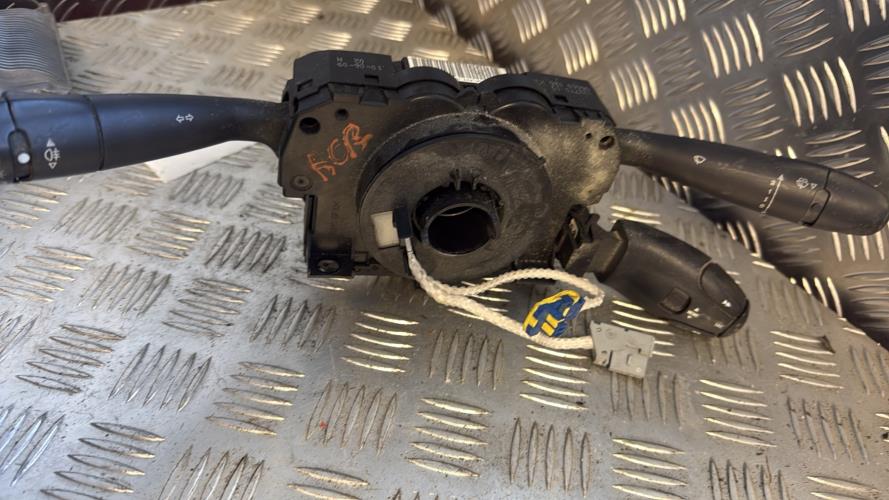 Com (Bloc Contacteur Tournant+Commodo Essuie Glace+Commodo Phare) PEUGEOT EXPERT 2 Diesel - Image 2