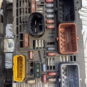 Boitier servitude moteur (BSM) PEUGEOT EXPERT 2 Diesel - Image 1