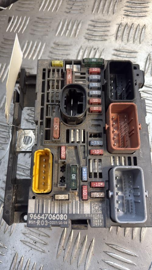 Boitier servitude moteur (BSM) PEUGEOT EXPERT 2 Diesel - Image 3