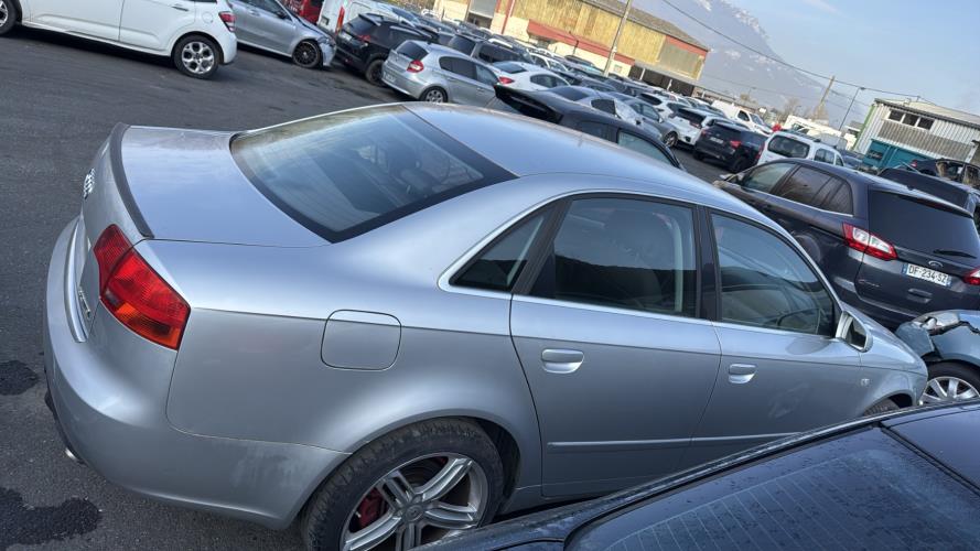 Bloc ABS (freins anti-blocage) AUDI A4 2 PHASE 2 Diesel - Image 7