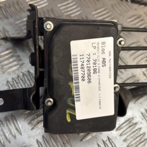 Bloc ABS (freins anti-blocage) RENAULT CLIO 3 PHASE 2 Essence - Image 1
