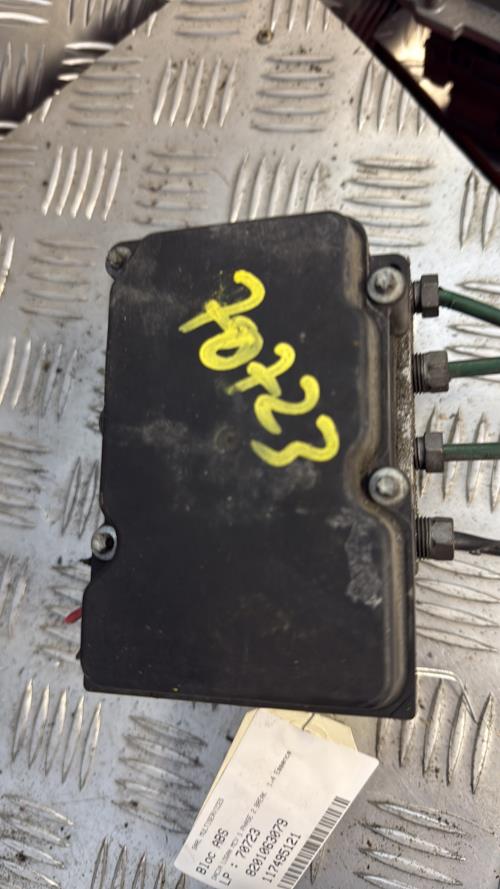 Bloc ABS (freins anti-blocage) DACIA LOGAN MCV 1 PHASE 2 BREAK Essence - Image 1