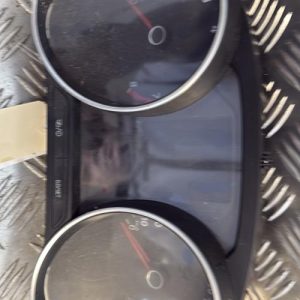 Compteur VOLKSWAGEN POLO 5 PHASE 2 Essence - Image 1