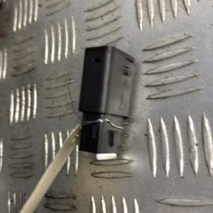 Prise port USB PEUGEOT 2008 2 PHASE 1 Essence - Image 1