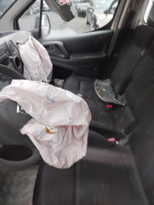 Calculateur moteur CITROEN BERLINGO 2 PHASE 1 Diesel - Image 6