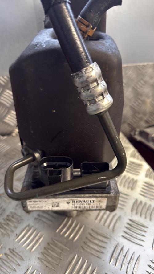 Pompe de direction RENAULT LAGUNA 3 PHASE 3 BREAK Diesel - Image 2