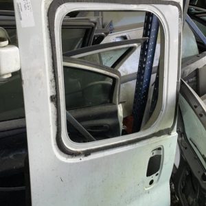 Porte de coffre gauche OPEL VIVARO 1 PHASE 2 Diesel - Image 1