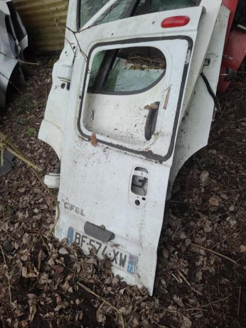 Porte de coffre gauche OPEL VIVARO 1 PHASE 2 Diesel - Image 2