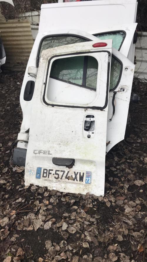 Porte de coffre gauche OPEL VIVARO 1 PHASE 2 Diesel - Image 3