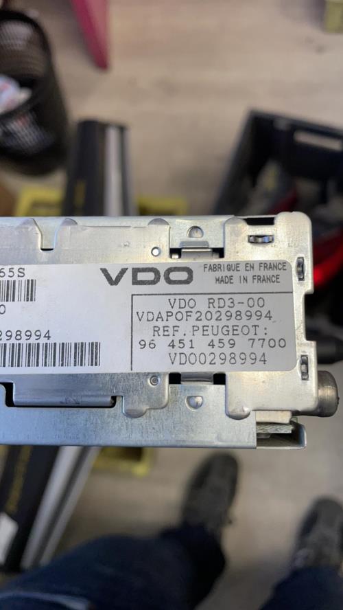 Autoradio d'origine PEUGEOT 206 PHASE 1 Essence - Image 2