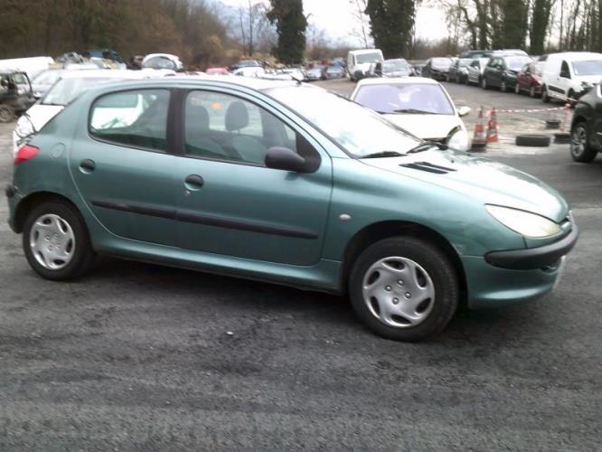 Autoradio d'origine PEUGEOT 206 PHASE 1 Essence - Image 6