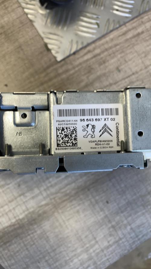 Autoradio d'origine PEUGEOT 207 PHASE 1 Diesel - Image 1