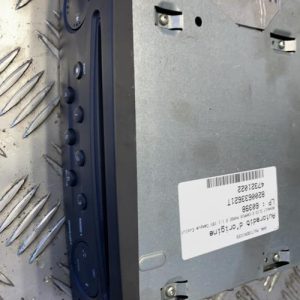 Autoradio d'origine RENAULT CLIO 2 CAMPUS PHASE 2 Essence - Image 1