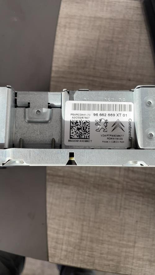 Autoradio d'origine PEUGEOT 207 PHASE 1 Diesel - Image 1