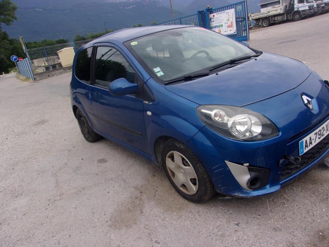 Autoradio d'origine RENAULT TWINGO 2 PHASE 1 Essence - Image 2