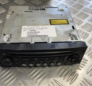 Autoradio d'origine PEUGEOT 307 PHASE 2 BREAK Diesel - Image 1