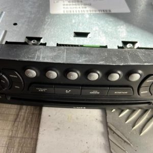 Autoradio d'origine CITROEN C4 1 PHASE 1 COUPE Diesel - Image 1