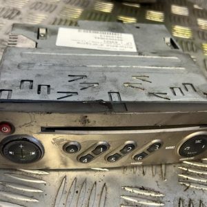 Autoradio d'origine RENAULT GRAND SCENIC 2 PHASE 1 Diesel - Image 1