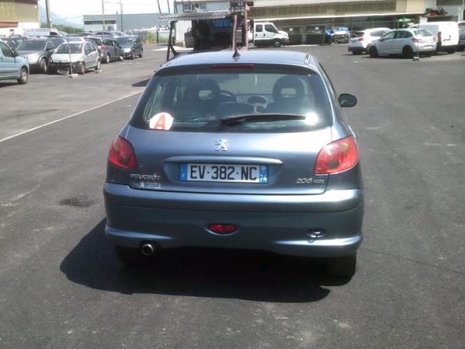Autoradio d'origine PEUGEOT 206 PHASE 2 Diesel - Image 4