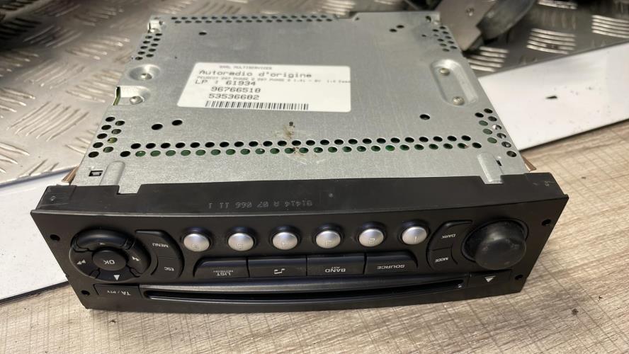 Autoradio d'origine PEUGEOT 207 PHASE 2 Essence - Image 2