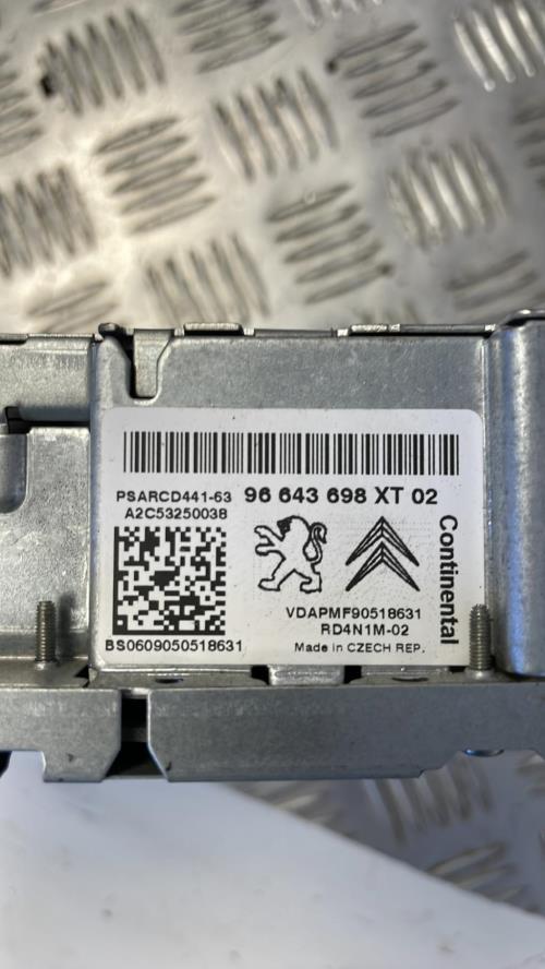 Autoradio d'origine PEUGEOT 207 PHASE 1 Diesel - Image 2