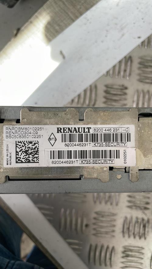 Autoradio d'origine RENAULT TWINGO 2 PHASE 1 Essence - Image 1