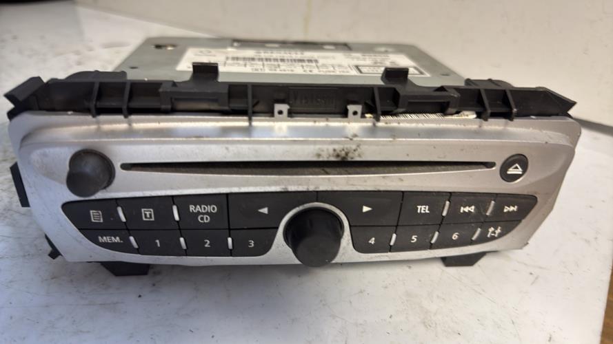 Autoradio d'origine RENAULT TWINGO 2 PHASE 1 Essence - Image 2