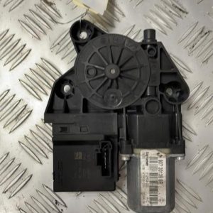 Moteur leve vitre avant droit RENAULT MEGANE 3 PHASE 1 - Image 1