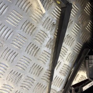 Bras essuie glace avant gauche CITROEN C3 2 PHASE 1 Diesel - Image 1