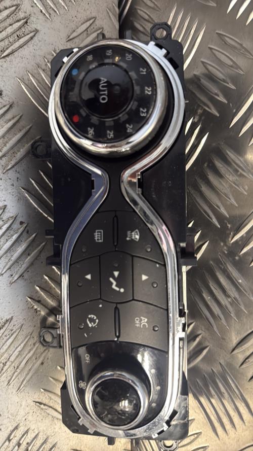 Commande chauffage RENAULT CAPTUR 1 PHASE 1 Essence - Image 1