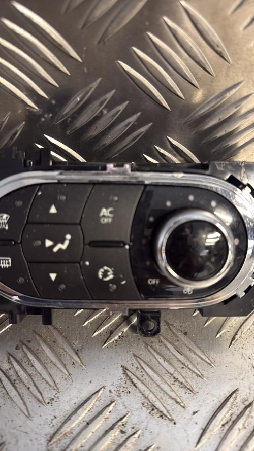 Commande chauffage RENAULT CAPTUR 1 PHASE 1 Essence - Image 4