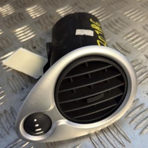 Aerateur tableau de bord avant droit RENAULT CLIO 3 PHASE 2 Essence - Image 1