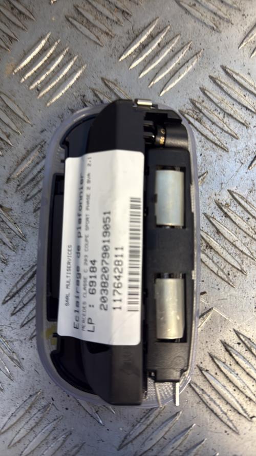 Eclairage de plafonnier MERCEDES CLASSE C 203 COUPE SPORT PHASE 2 Diesel - Image 4