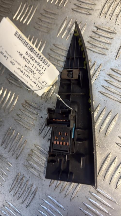 Interrupteur de leve vitre arriere droit NISSAN NOTE 1 PHASE 2 Diesel - Image 3