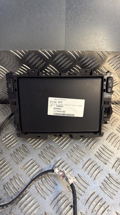 Ecran GPS PEUGEOT 308 1 PHASE 1 CABRIOLET Diesel - Image 2