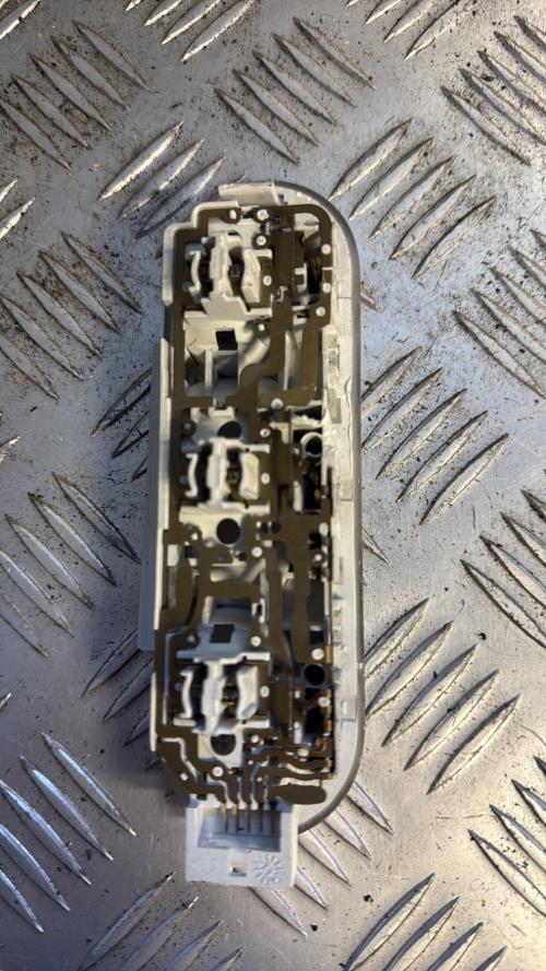 Eclairage de plafonnier NISSAN NOTE 1 PHASE 2 Diesel - Image 3