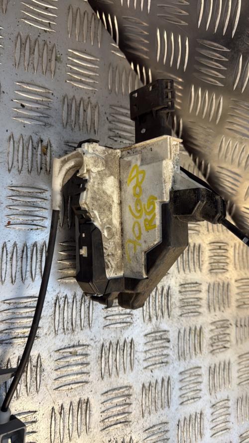 Serrure arriere gauche CITROEN C3 2 PHASE 1 Essence - Image 1