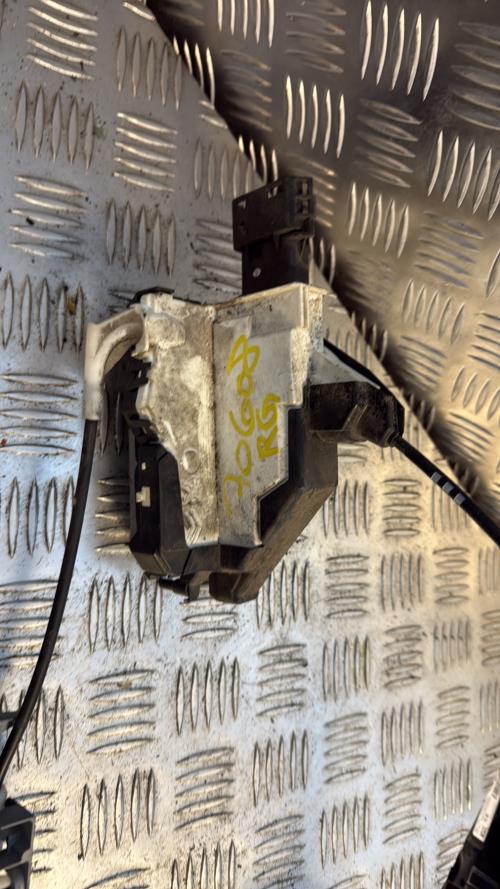 Serrure arriere gauche CITROEN C3 2 PHASE 1 Essence - Image 3