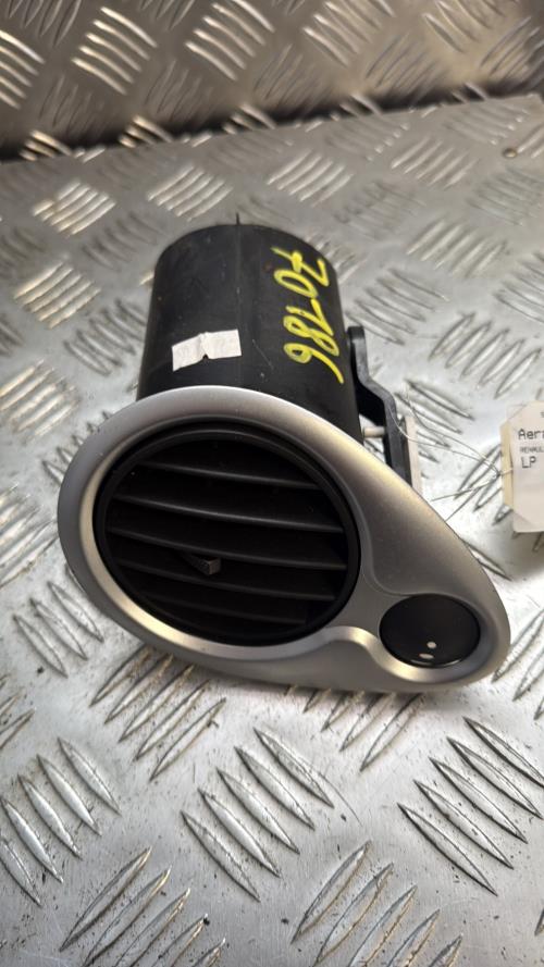 Aerateur tableau de bord avant gauche RENAULT CLIO 3 PHASE 2 Essence - Image 3