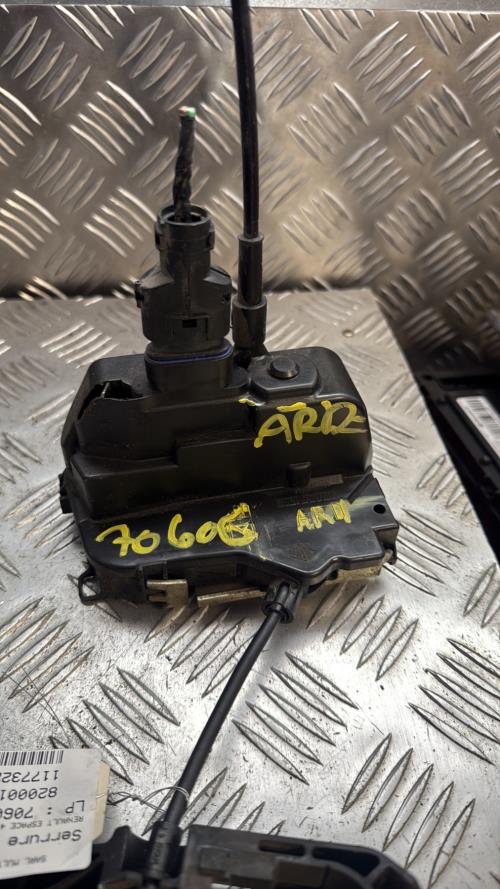 Serrure arriere droit RENAULT ESPACE 4 PHASE 1 Diesel - Image 1